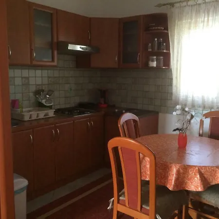 Pensión Apartmani Svit