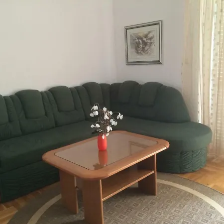 Pensión Apartmani Svit 3*