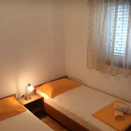 Pensión Apartmani Svit Zadar