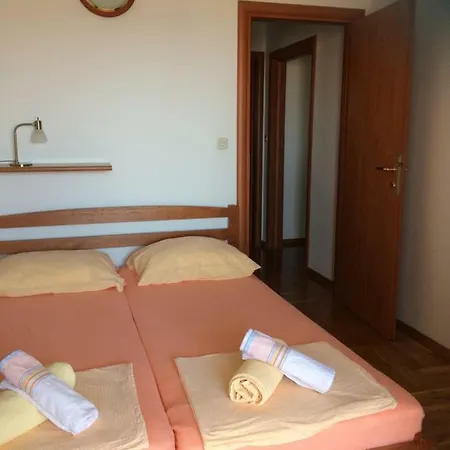 Apartmani Svit Pensión